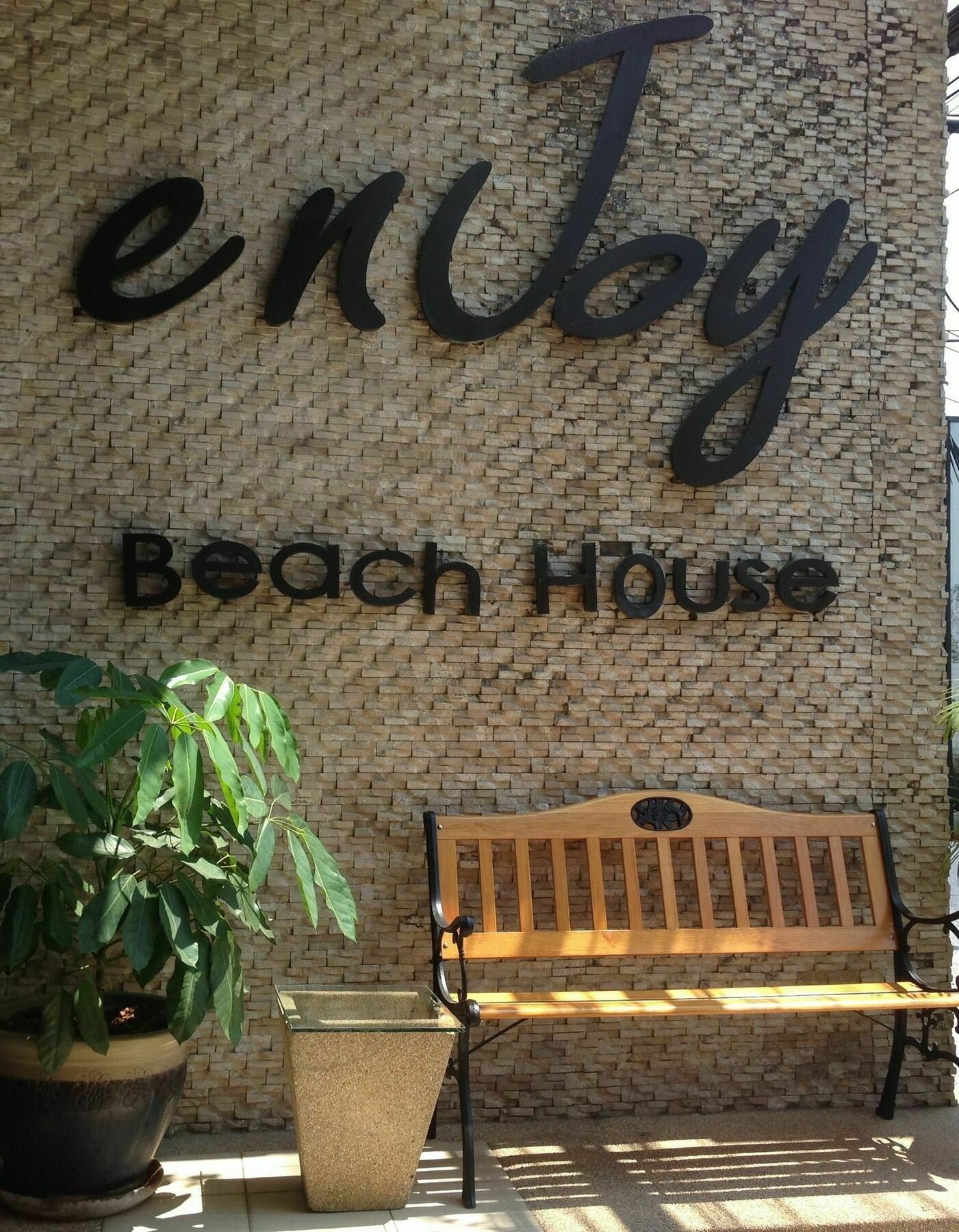 Ban Karon Enjoy'S Beach House & Cafe' מראה חיצוני תמונה